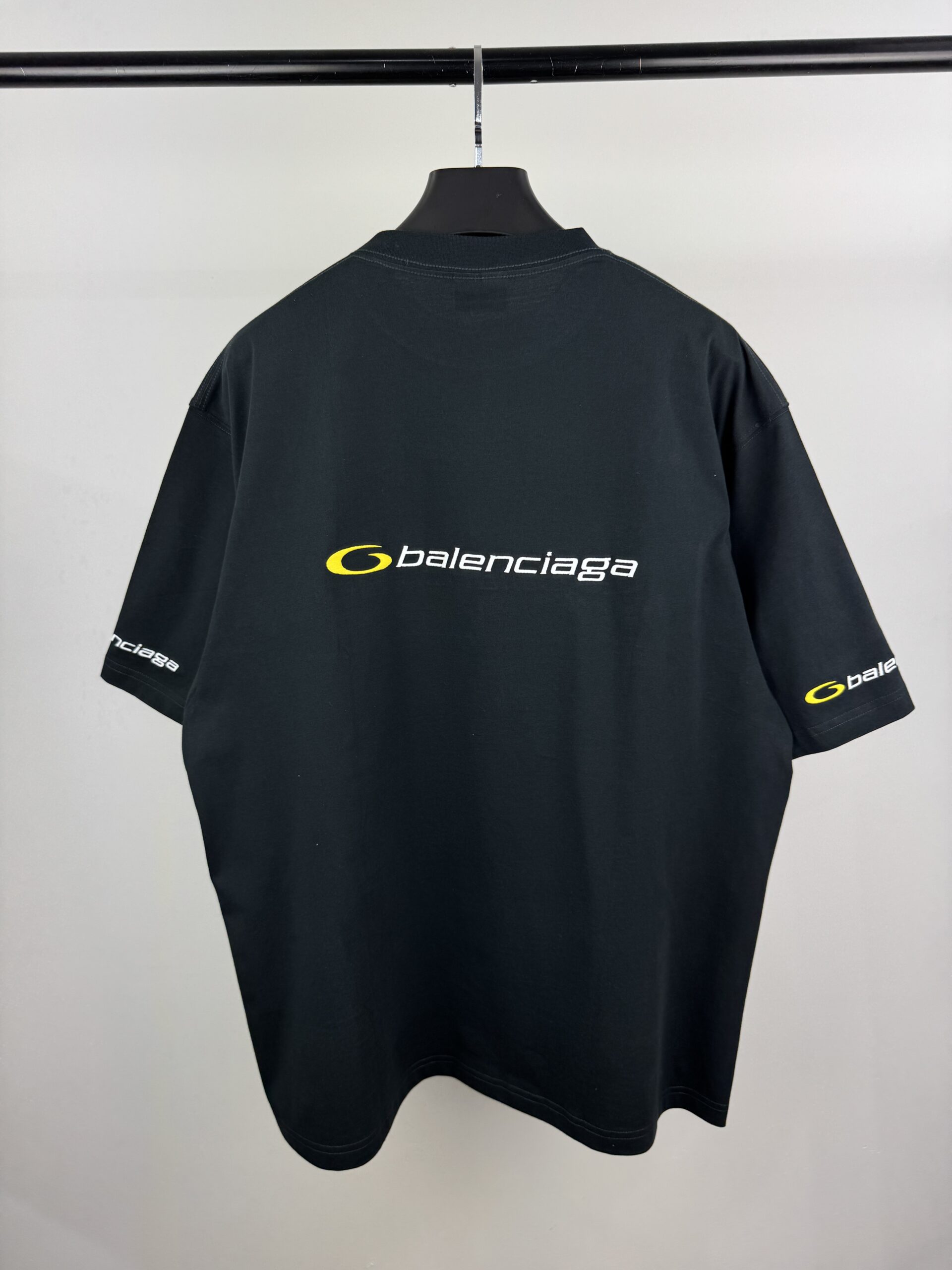 BALENCIAGA CUATRO BORDADOS NEGRO - Imagen 2