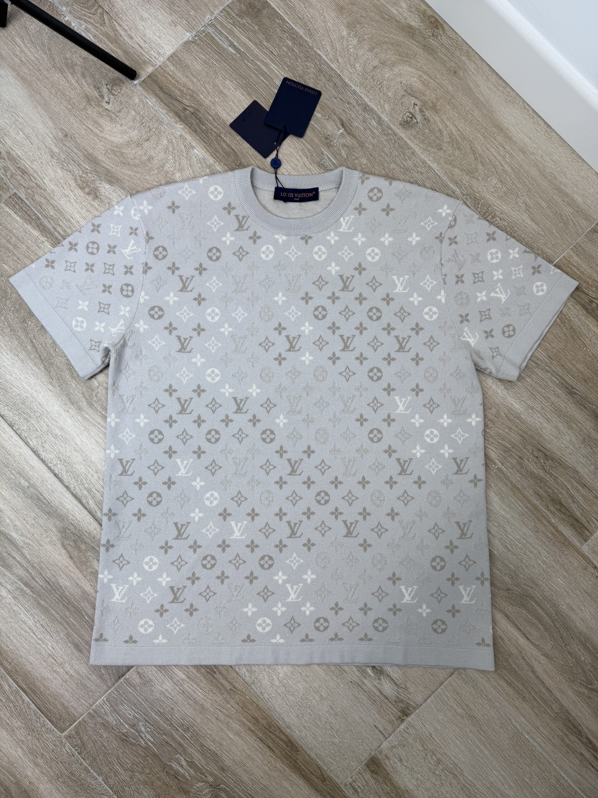 LV SURPLUS IN JACQUARD MONOGRAM