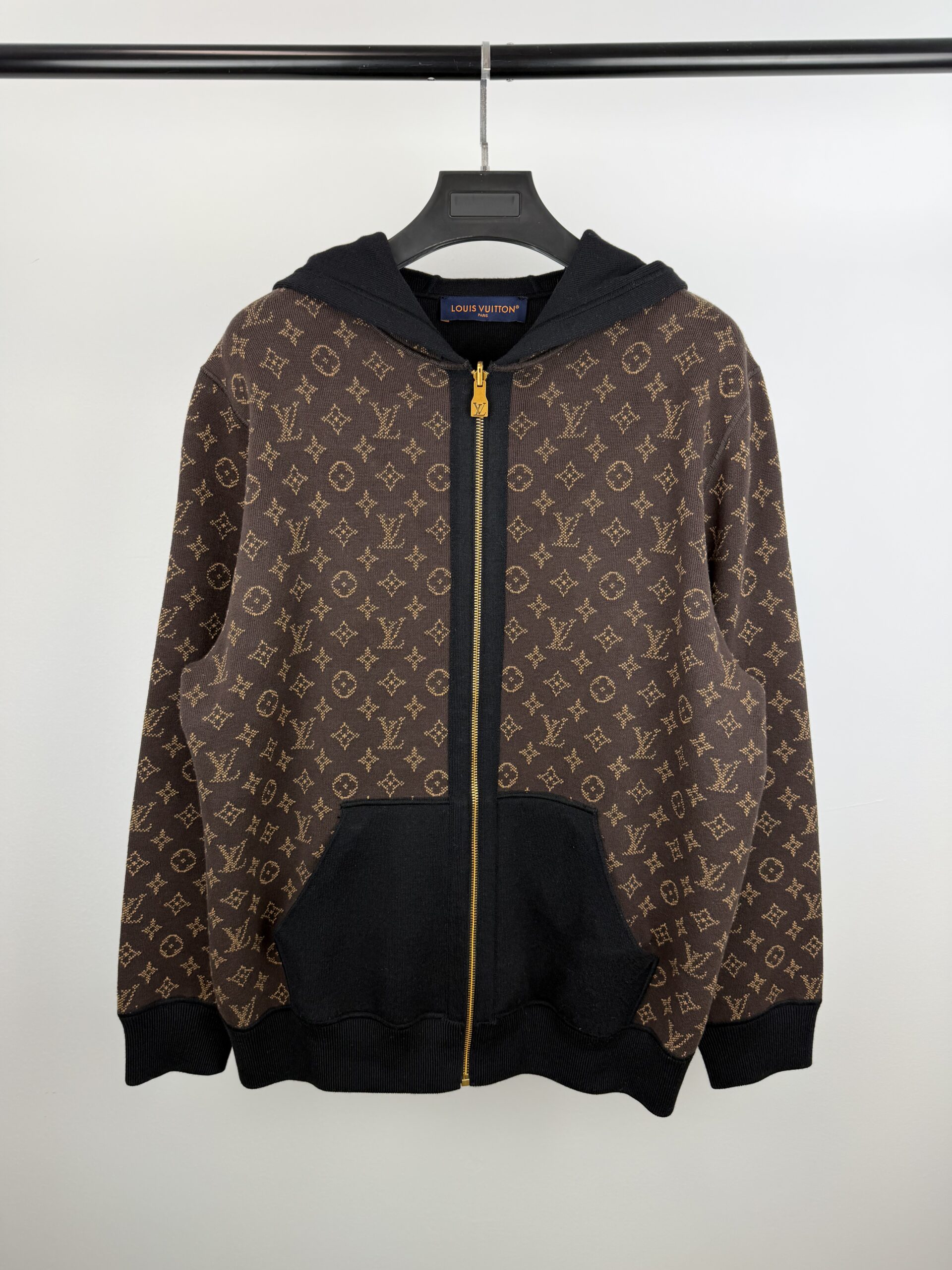 LV REVERSIBLE MONOGRAM