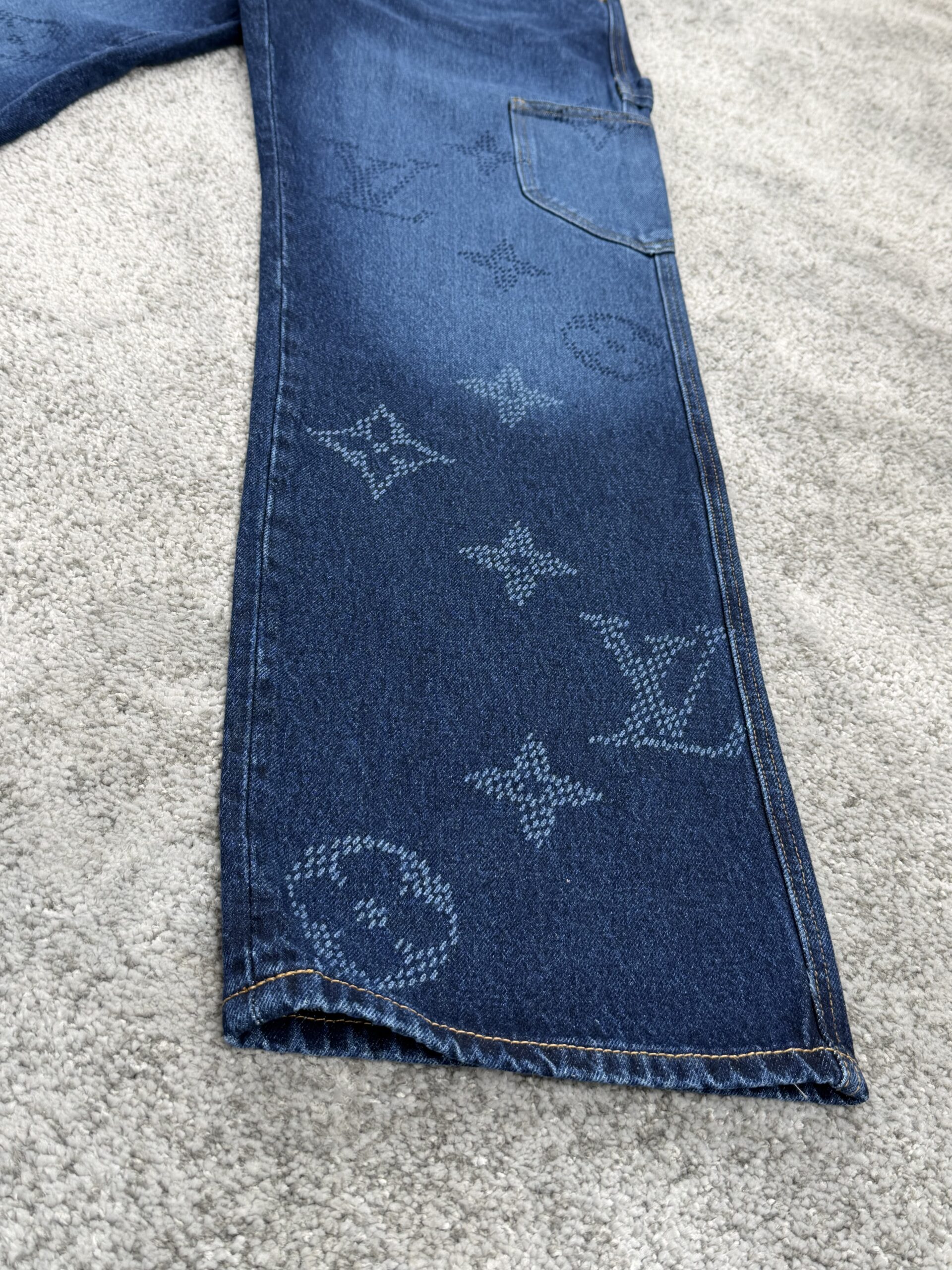 LV MONOGRAM SEEDS - Imagen 4