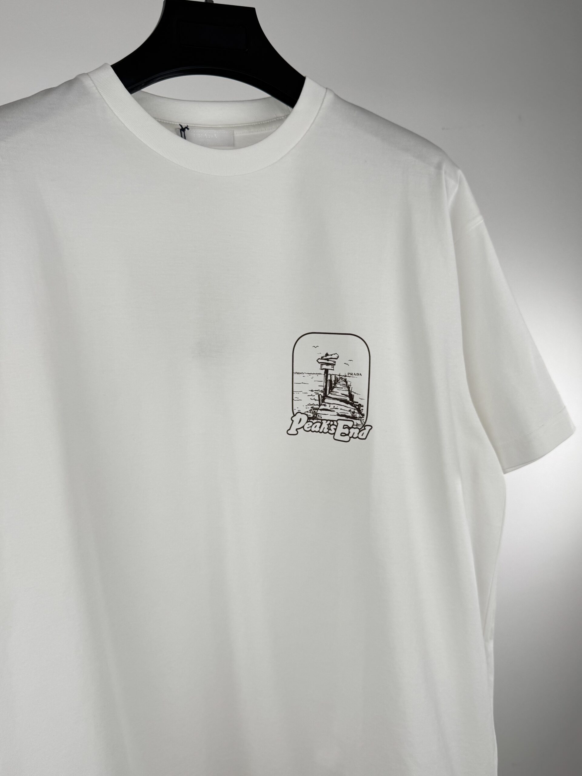 PRADA WHITE PEAKS END - Imagen 3