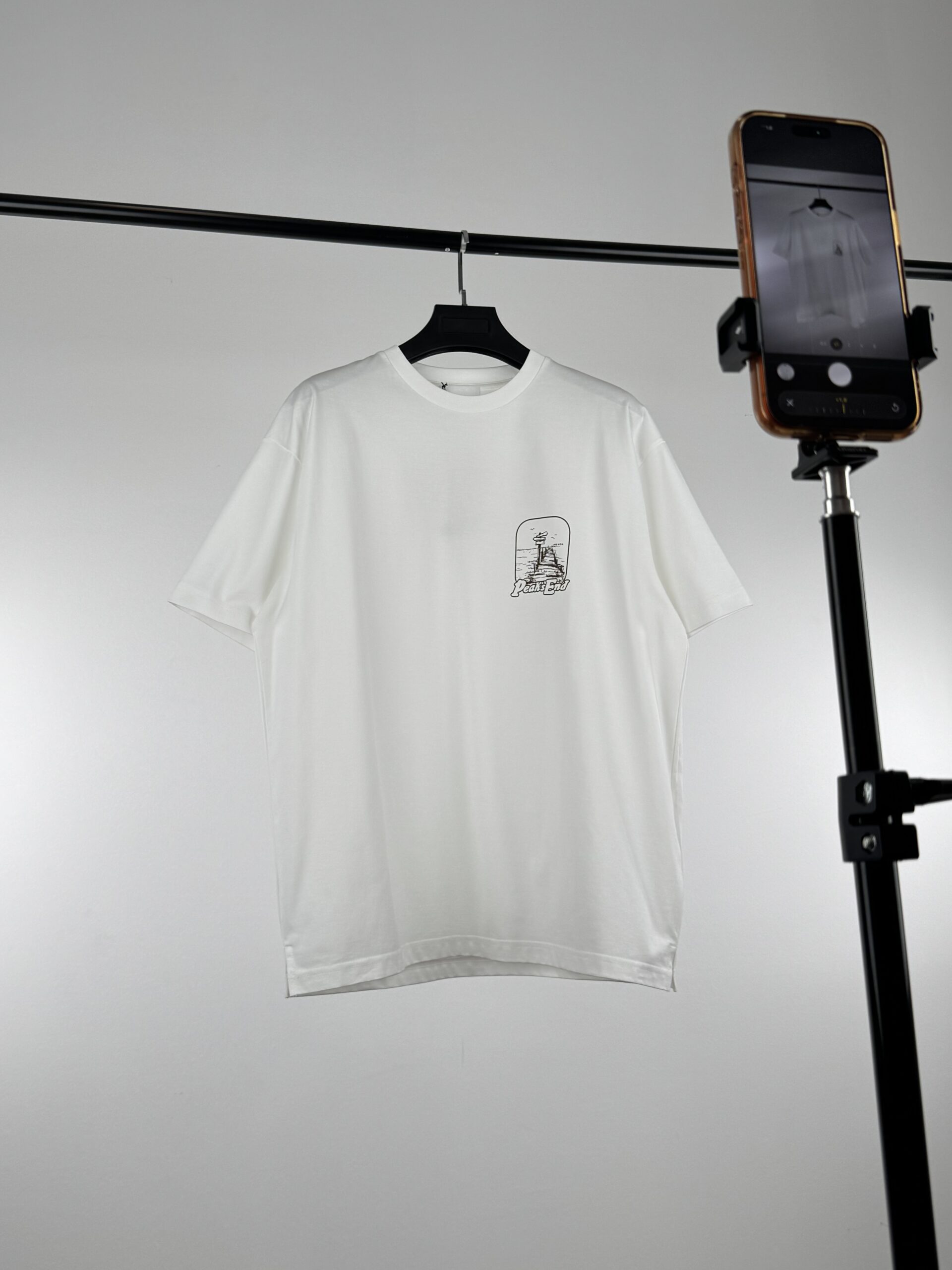 PRADA WHITE PEAKS END - Imagen 5