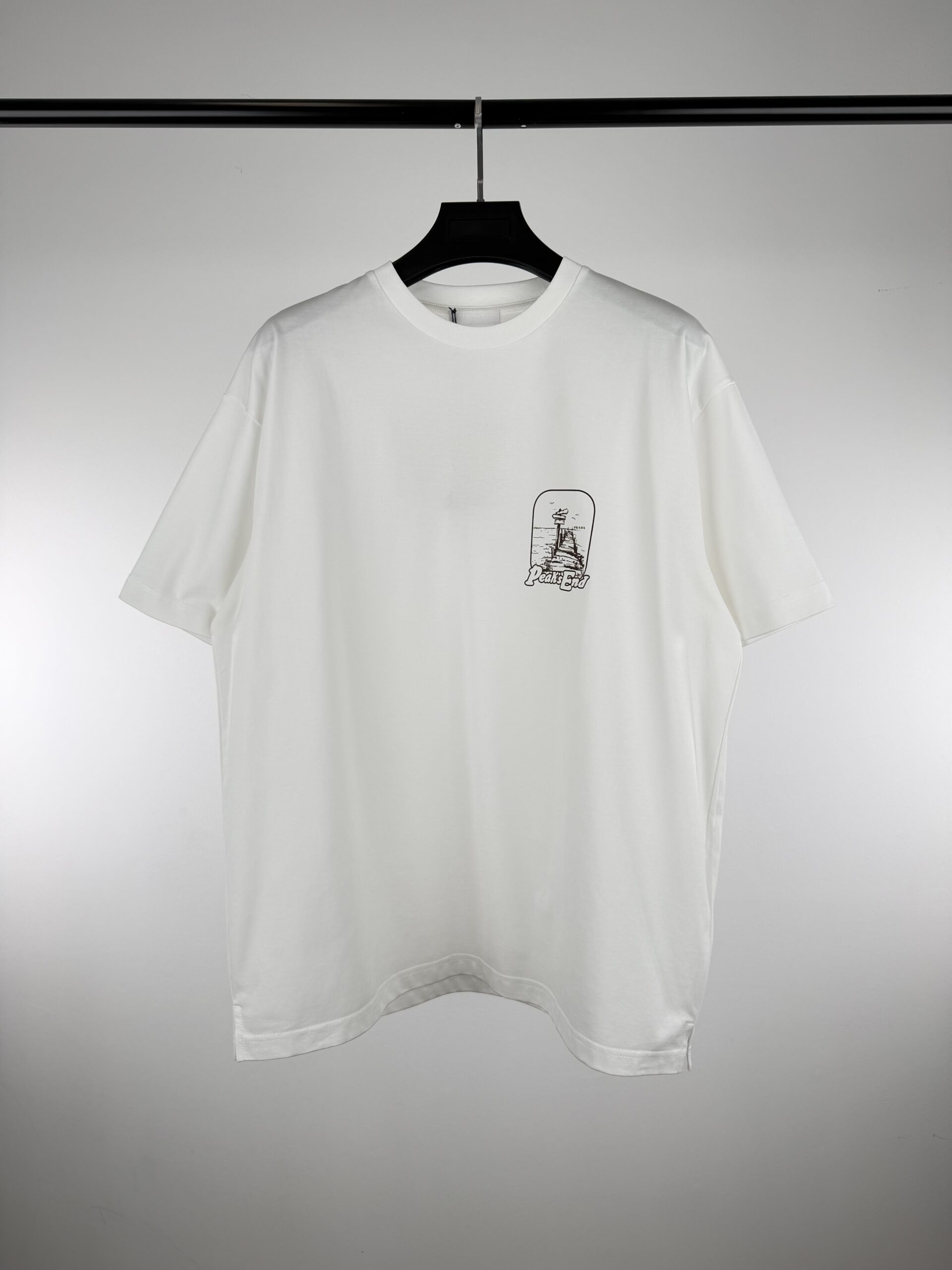 PRADA WHITE PEAKS END